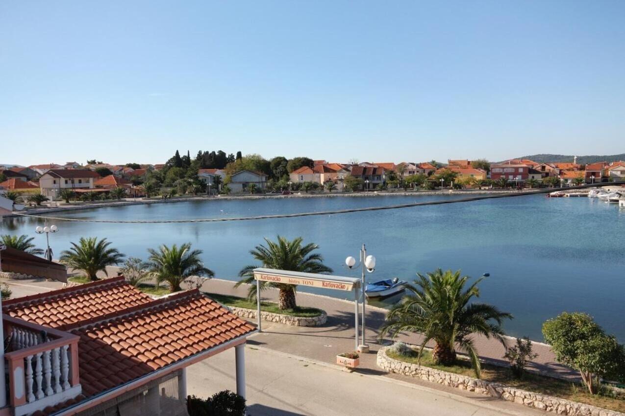 Apartments Ana Бибинє Екстер'єр фото