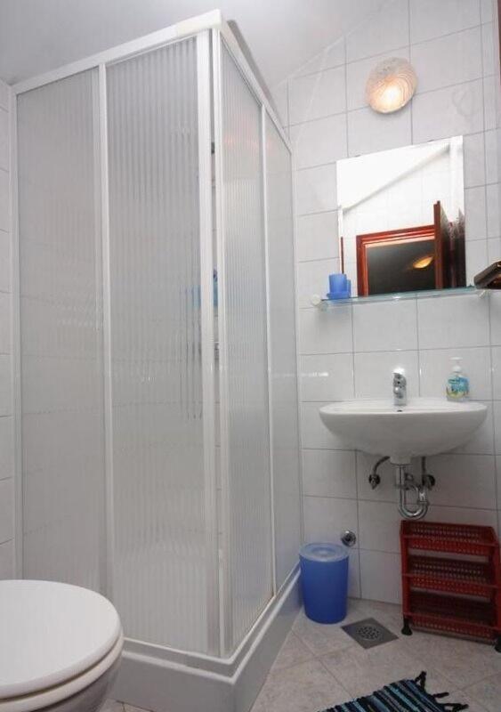 Apartments Ana Бибинє Екстер'єр фото