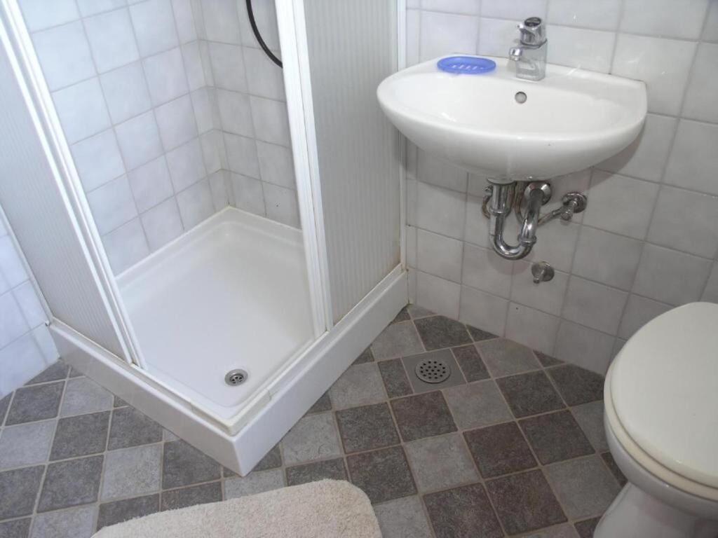 Apartments Ana Бибинє Екстер'єр фото