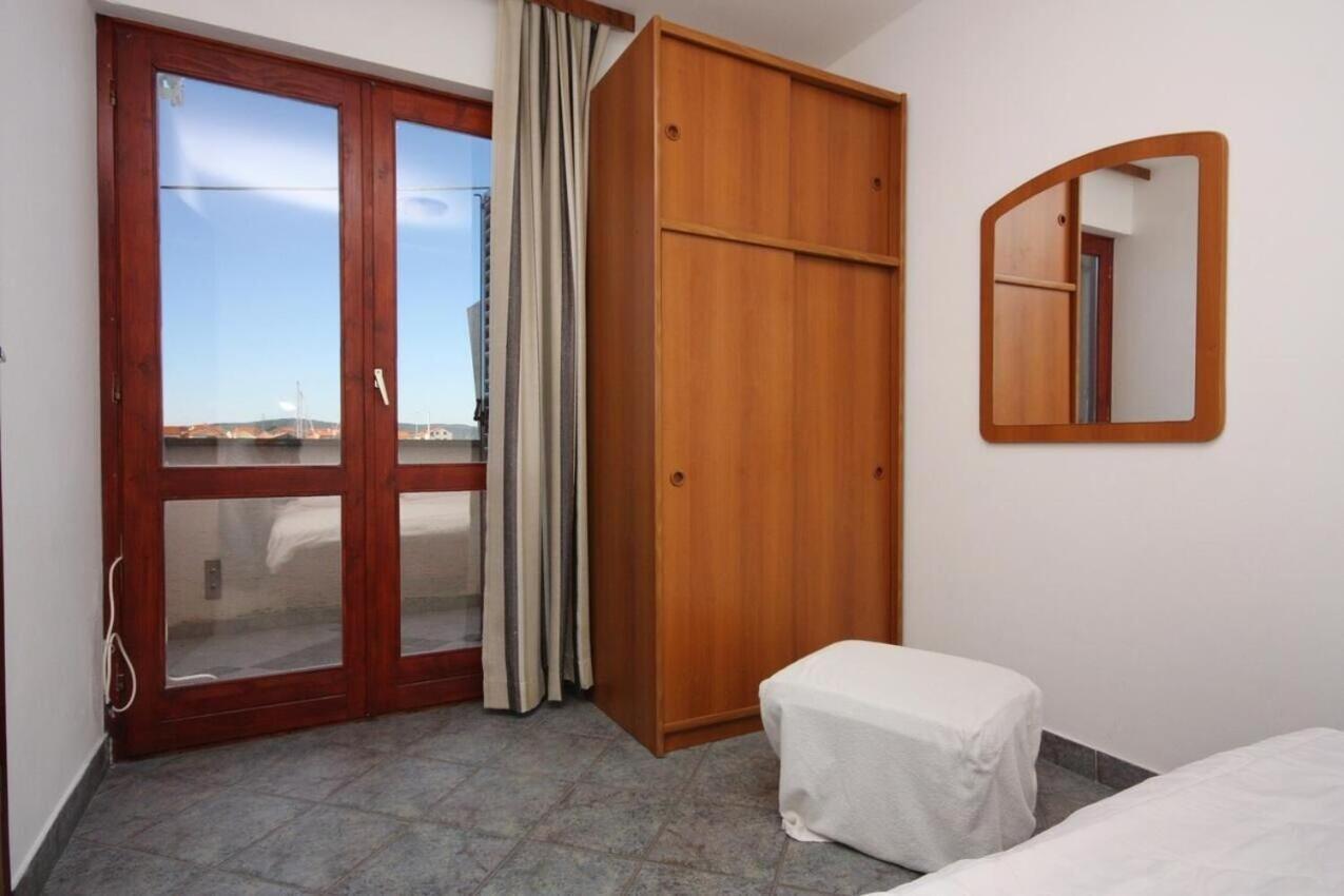 Apartments Ana Бибинє Екстер'єр фото